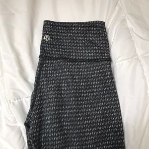 LuluLemon leggings